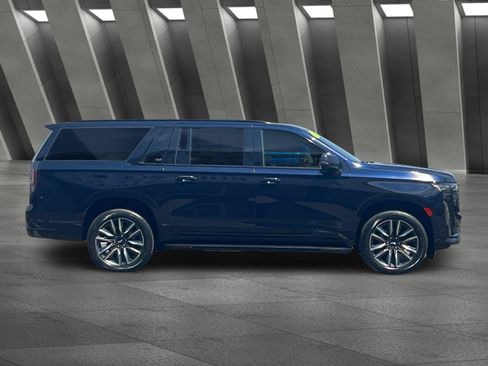 Certified 2021 Cadillac Escalade ESV Sport AWD/4WD image 3