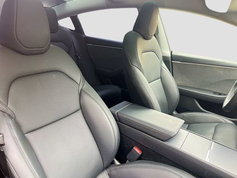 Used 2025 Tesla Model 3 Long Range RWD image 28