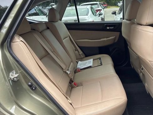 Used 2016 Subaru Outback 2.5i Limited AWD/4WD image 24
