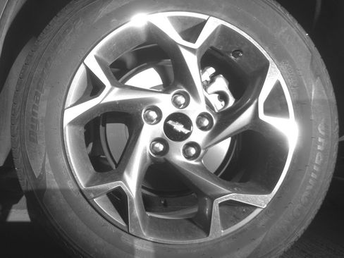 Used 2025 Chevrolet Trax LT w/ LT Convenience Package FWD image 14
