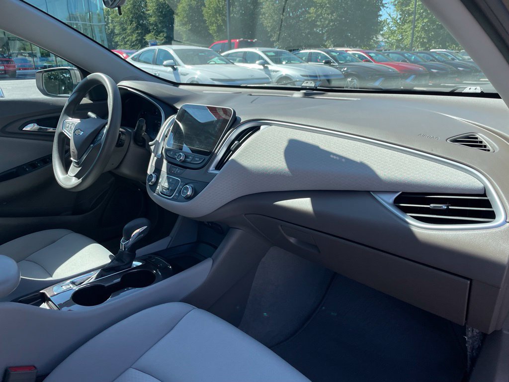 Used 2023 Chevrolet Malibu LS w/ Driver Confidence Package FWD image 32