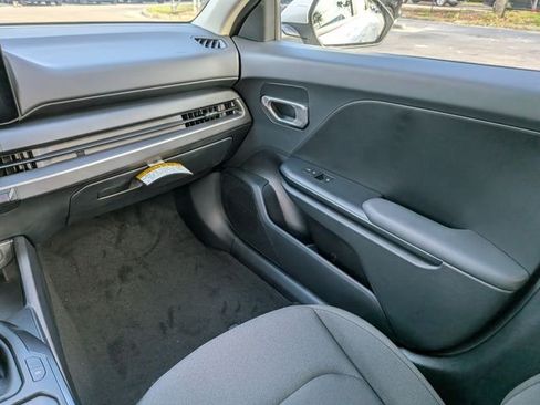 New 2026 Kia K4 FWD image 17
