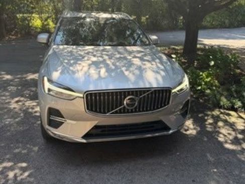 Used 2022 Volvo XC60 B6 Inscription w/ Advanced Package AWD/4WD image 1