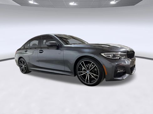 Used 2019 BMW 330i Sedan w/ M Sport Package RWD image 7