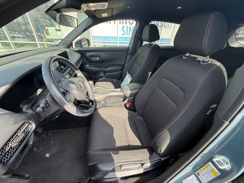 Used 2024 Honda HR-V Sport image 10