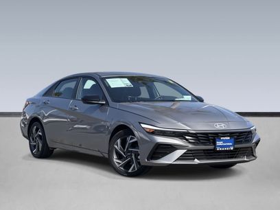 Certified 2025 Hyundai Elantra SEL