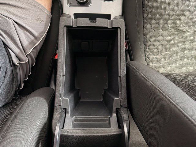 Used 2020 Chevrolet Blazer LT FWD image 39