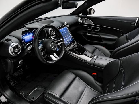 Used 2022 Mercedes-Benz SL 63 AMG 4MATIC image 47