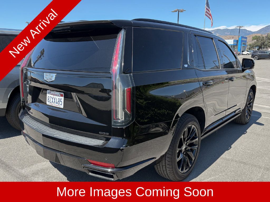 Used 2022 Cadillac Escalade Sport Platinum w/ LPO, ONYX Package AWD/4WD image 3