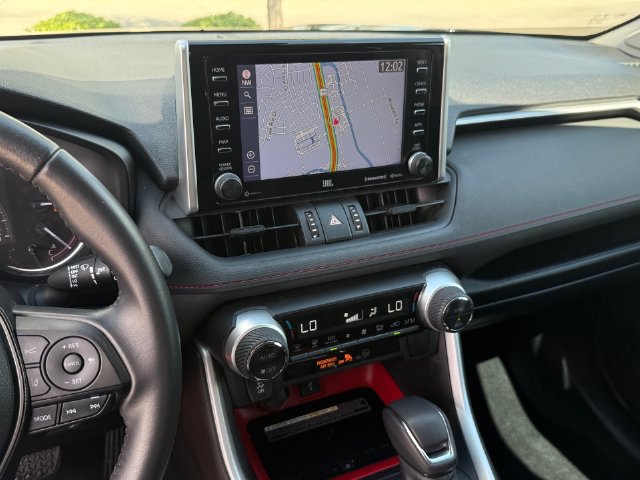 Used 2020 Toyota RAV4 TRD Off-Road AWD/4WD image 15