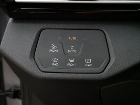 Used 2023 Volkswagen ID.4 Pro S AWD/4WD image 26