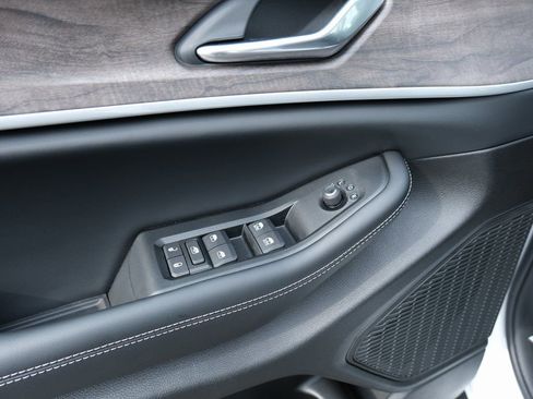 New 2026 Jeep Grand Cherokee Altitude AWD/4WD image 26