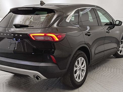Certified 2023 Ford Escape Active FWD image 3