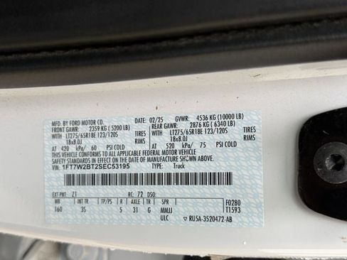 Used 2025 Ford F250 4x4 Crew Cab Super Duty image 34