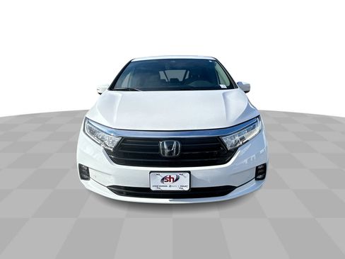 Used 2024 Honda Odyssey Elite image 3