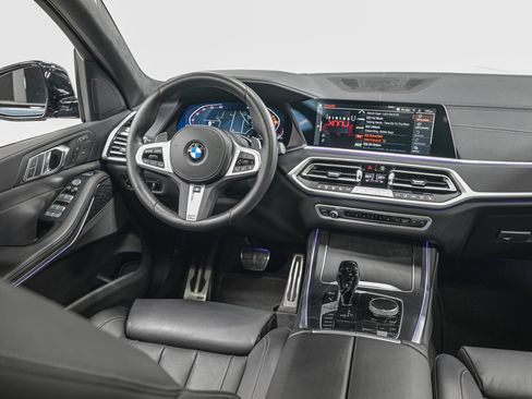 Used 2022 BMW X7 xDrive40i w/ M Sport Package image 29