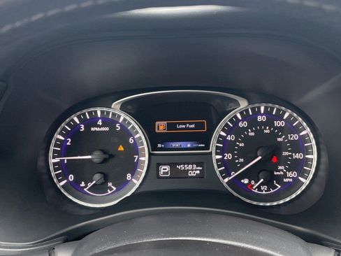 Used 2019 INFINITI QX60 Luxe w/ Sensory Package image 4