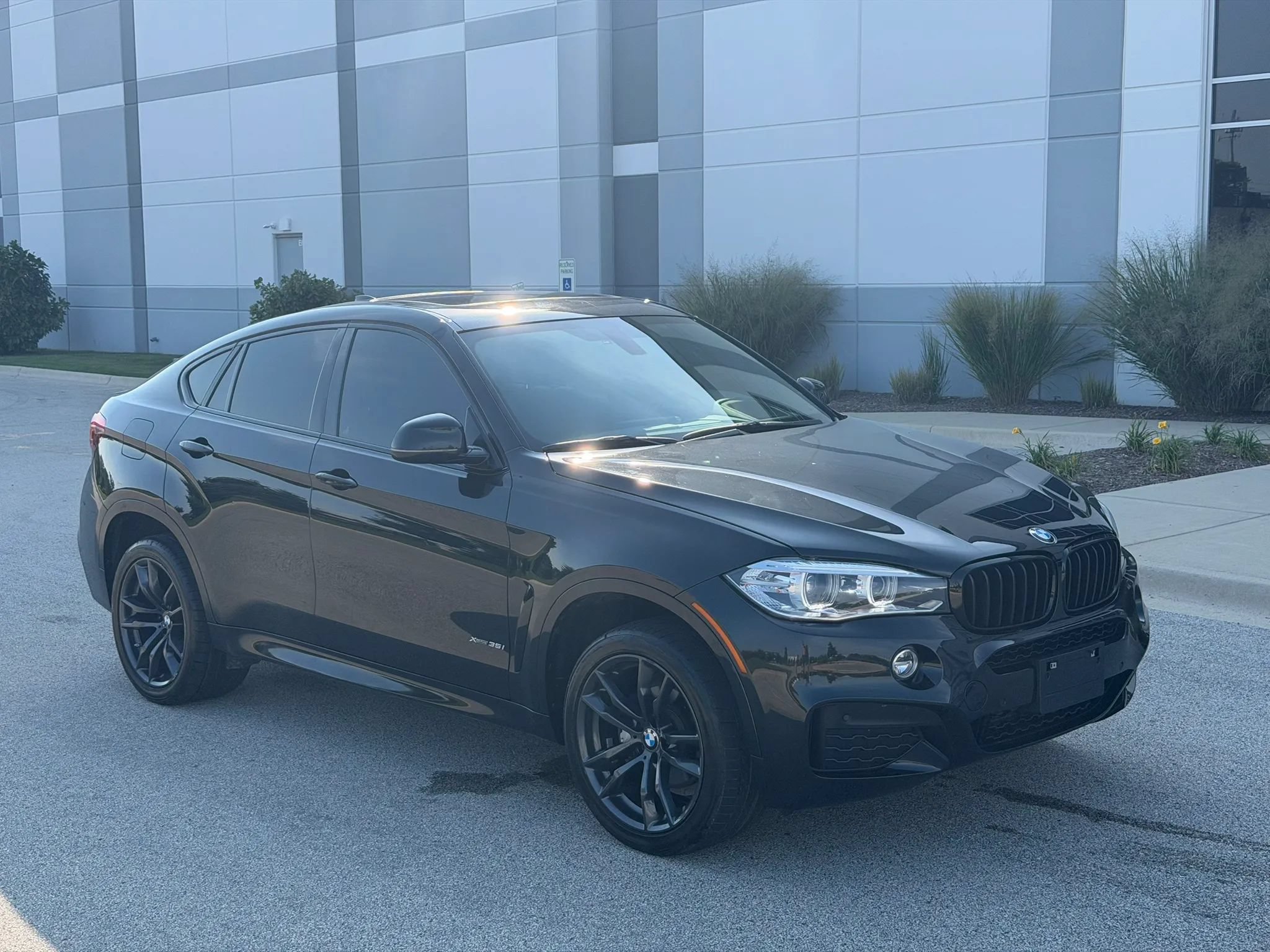 Used 2017 BMW X6 xDrive35i AWD/4WD image 3