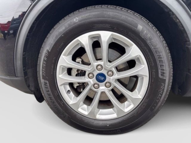 Used 2022 Ford Escape SE FWD image 11