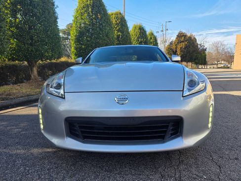 Used 2014 Nissan 370Z Coupe w/ Sport Package image 8