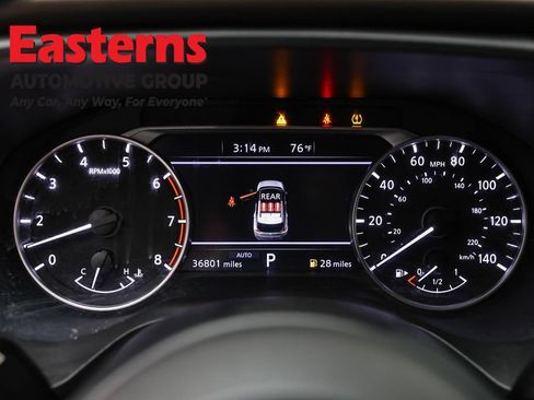 Used 2023 Nissan Rogue S AWD/4WD image 18