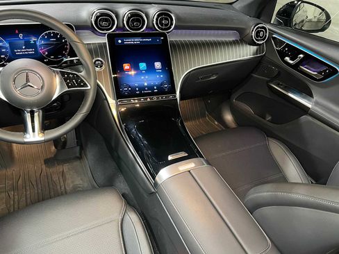 Certified 2026 Mercedes-Benz GLC 300 4MATIC image 37