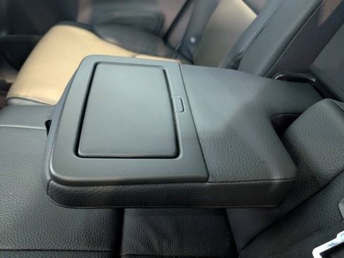 Used 2024 Volvo XC90 B5 Plus w/ Protection Package Premier image 30