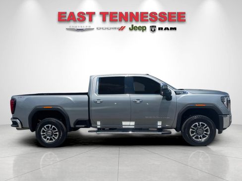 Used 2024 GMC Sierra 3500 SLT w/ SLT Premium Package AWD/4WD image 2