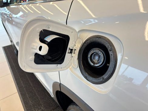 Used 2022 Honda Pilot Elite image 36