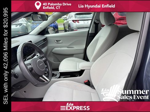 Used 2025 Hyundai Kona SEL AWD/4WD image 13