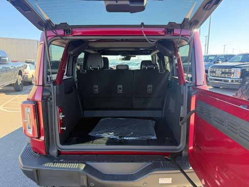 New 2025 Ford Bronco Badlands image 37