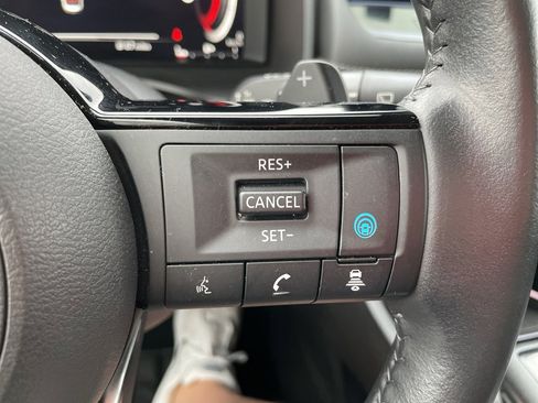 Certified 2024 Nissan Rogue SL image 14