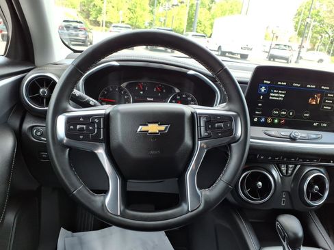 Used 2023 Chevrolet Blazer LT AWD/4WD image 18