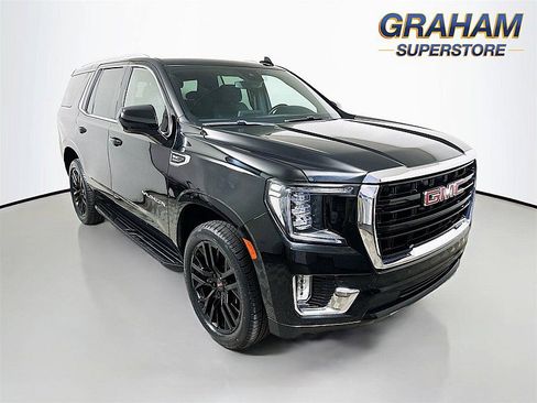 Used 2023 GMC Yukon SLE w/ Gmc Pro Safety Plus Package image 1