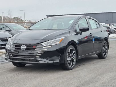 New 2025 Nissan Versa SR w/ Trunk Package