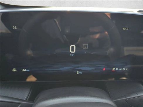 New 2026 Chevrolet Equinox LT w/ Convenience Package II image 11