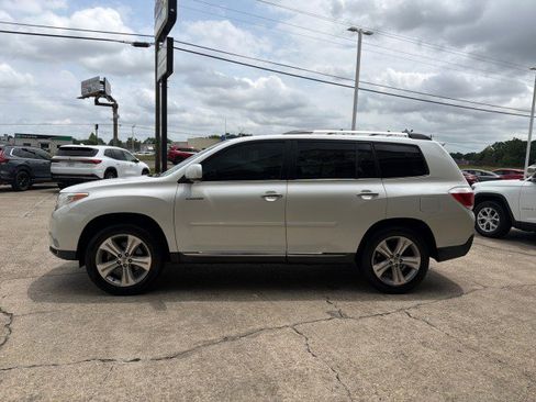 Used 2013 Toyota Highlander Limited FWD image 9