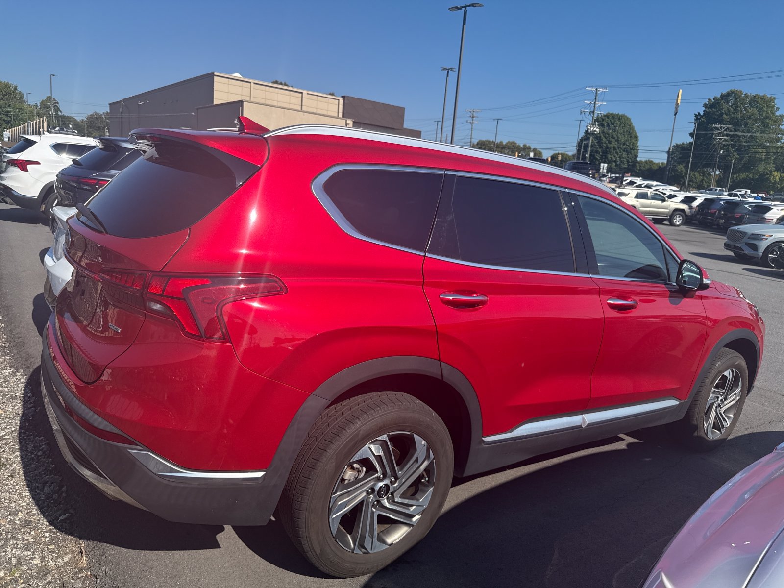 Used 2022 Hyundai Santa Fe SEL w/ Convenience + Premium Package AWD/4WD image 6