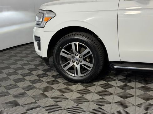 Used 2022 Ford Expedition Max Limited AWD/4WD image 12