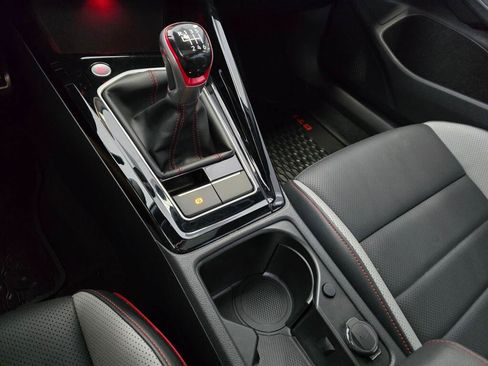 Used 2024 Volkswagen GTI SE FWD image 30