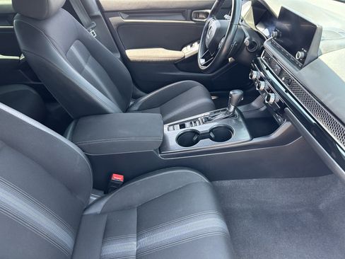 Used 2024 Honda Civic Sport image 11