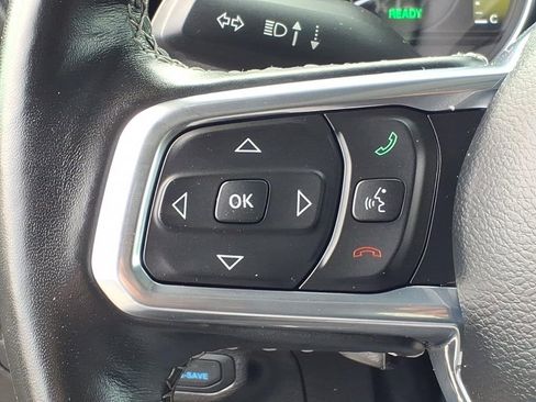 Used 2023 Jeep Wrangler Unlimited Sahara w/ Cold Weather Group AWD/4WD image 12