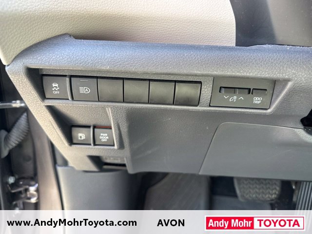 Used 2021 Toyota Sienna LE FWD image 21