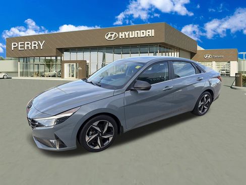 Used 2022 Hyundai Elantra SEL w/ Convenience + Premium Package image 1