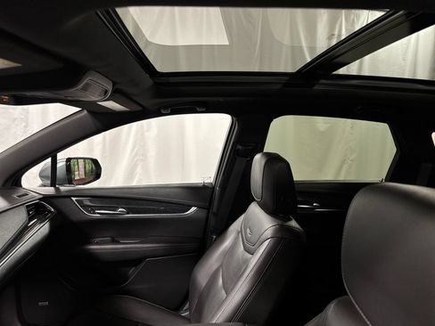 Used 2021 Cadillac XT5 Premium Luxury AWD/4WD image 20