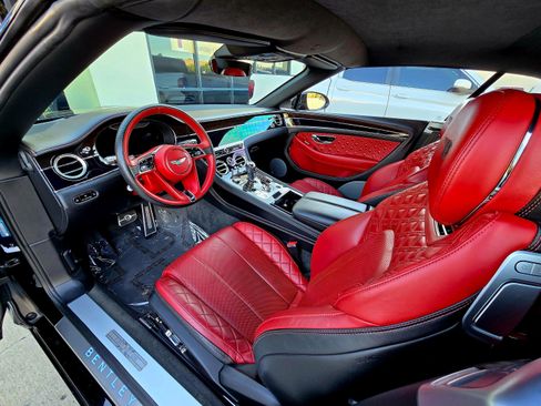 Used 2020 Bentley Continental GT w/ First Edition Specification image 22