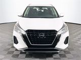 Used 2023 Nissan Kicks SV image 3