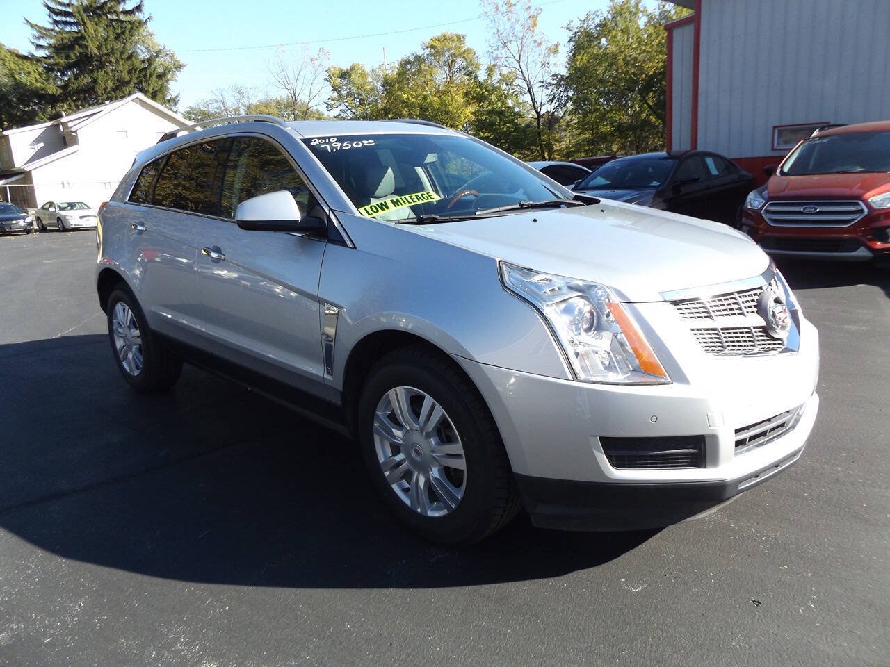 Used 2010 Cadillac SRX Luxury FWD image 4
