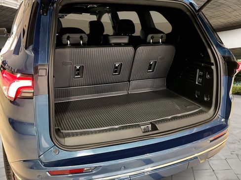 New 2026 Buick Enclave Avenir w/ Super Cruise Package image 5