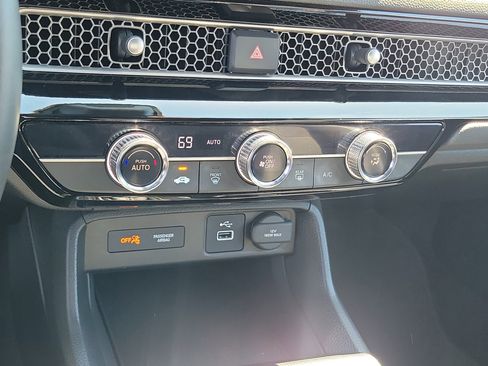 Used 2023 Honda Civic Sport image 26